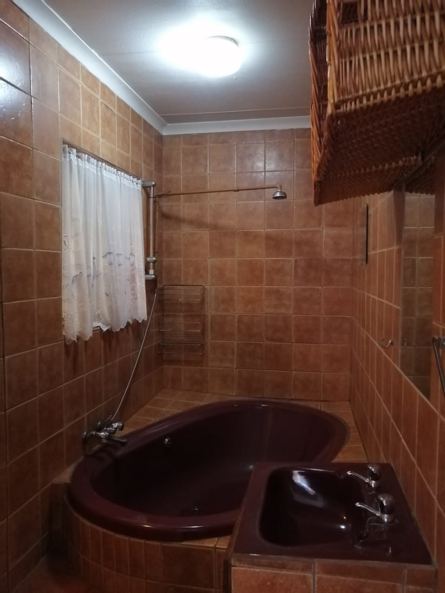 4 Bedroom Property for Sale in Sasolburg Ext 3 Free State